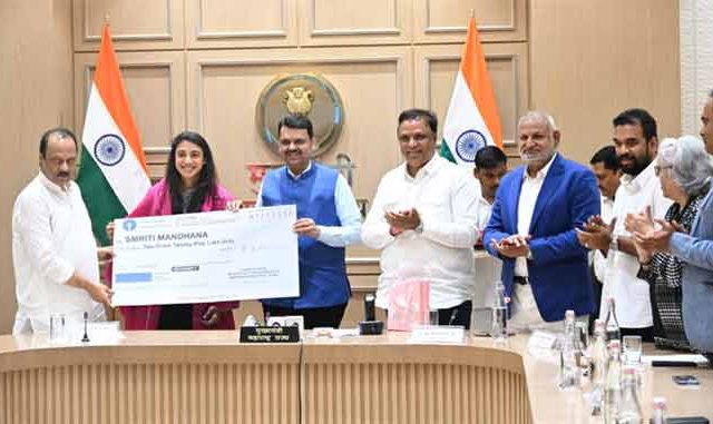 विश्वविजेत्या महिला क्रिकेट संघाचा विजय देशातील मुलींसाठी प्रेरणादायी – मुख्यमंत्री देवेंद्र फडणवीस