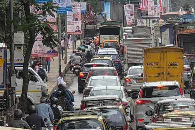दादर पश्चिमेची वाहतूक कोंडी सुटणार