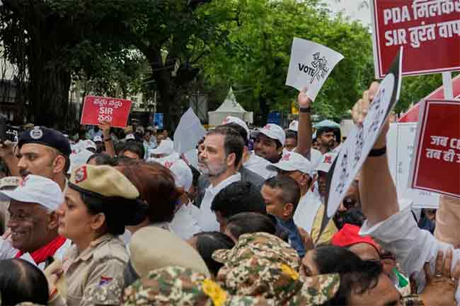 मतदार यादी पुनरिक्षणविरोधात ‘इंडिया’ची देशव्यापी आंदोलनाची योजना