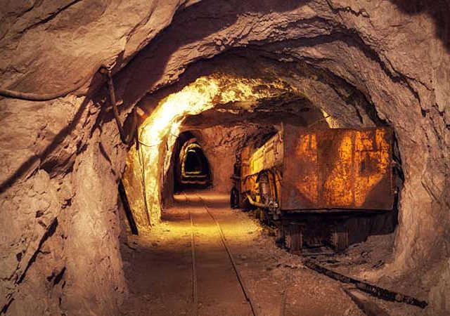 पाकिस्तानच्या शेजाऱ्याने दिली गोल्डन ऑफर