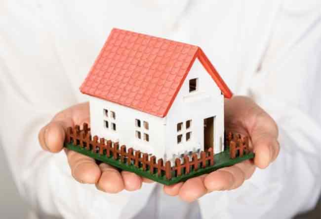 Ramai Awas Yojana : घर बांधायला पैसे नाहीत ? मग काळजी कशाला ? ‘रमाई आवास’ घरकुल योजना आहे ना !