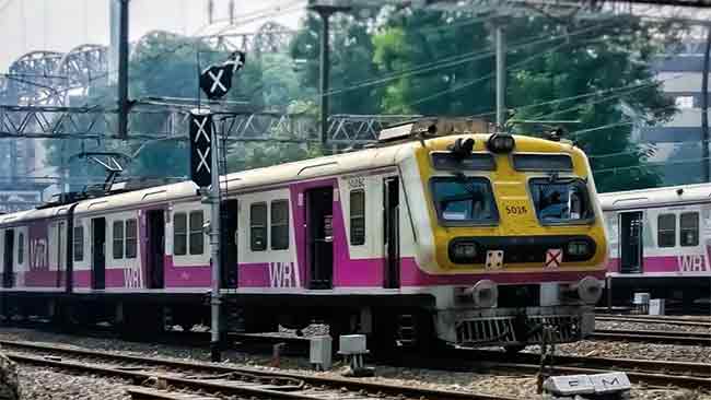 मॅरेथॉनसाठी मध्य रेल्वेच्या विशेष लोकल