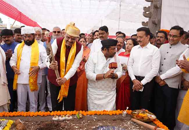 मुख्यमंत्री देवेंद्र फडणवीस यांच्या हस्ते रामकाल पथाचे भूमिपूजन