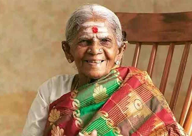 पर्यावरणवादी पद्मश्री सालूमरदा थिमक्का यांचे निधन