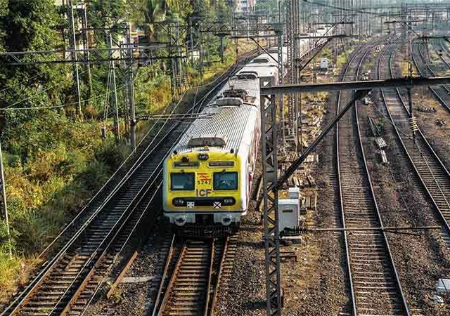 हार्बरच्या प्रवाशांसाठी महत्त्वाची बातमी, बेलापूर-पनवेलदरम्यान १२ तासांचा ब्लॉक