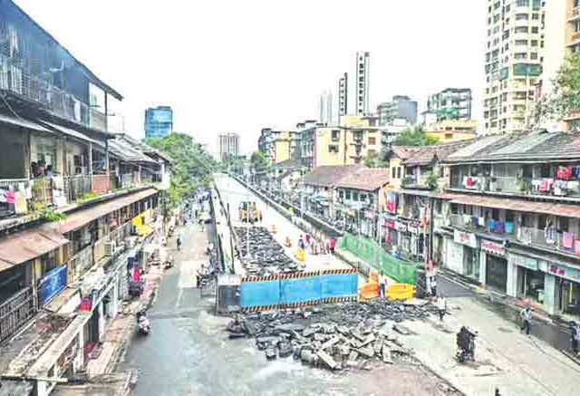 प्रभादेवी पुलामुळे बाधित होणाऱ्या ८३ कुटुंबांना मोक्याच्या ठिकाणी घरे