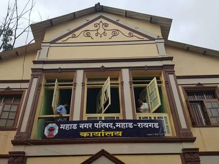 रायगड जिल्ह्यात नगरसेवक पदांसाठी ९०० उमेदवारी अर्ज