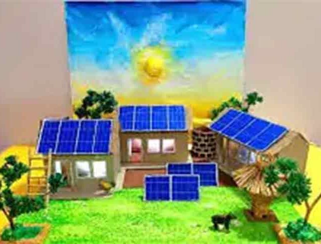 आदिवासीबहुल गडचिरोली जिल्ह्यात सुरू झाली 'सोलर शाळा'