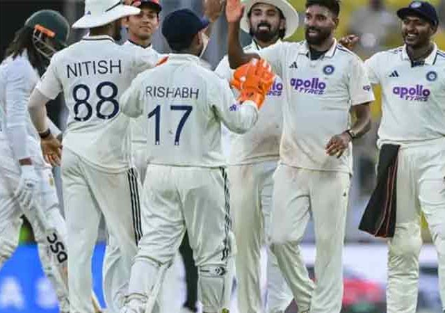 पहिल्या दिवसअखेर दक्षिण आफ्रिका ६ बाद २४७