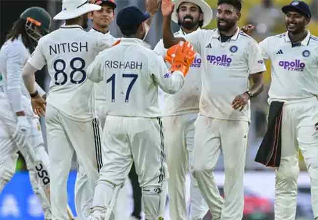 पहिल्या दिवसअखेर दक्षिण आफ्रिका ६ बाद २४७