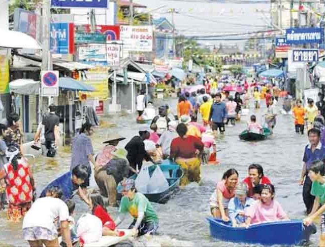 थायलंडमध्ये मुसळधार पावसामुळे १४५ मृत्यू