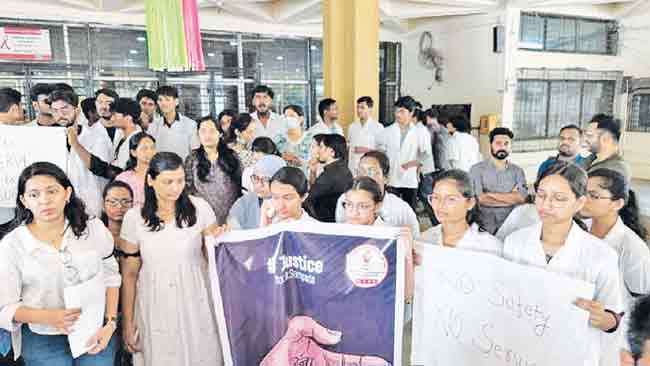 ठाण्यातील निवासी डॉक्टरांचा संप सुरूच!