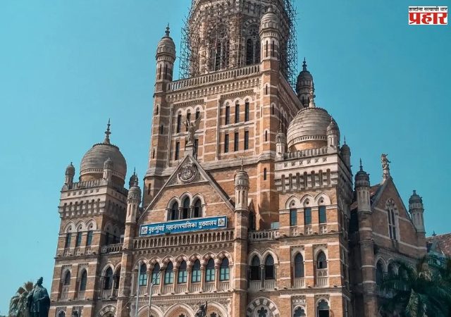 महापालिका मुख्यालय परिसरात वाहनतळाची असुविधा,महापालिका अस्तिवात आल्यानंतर नगरसेवकांची वाहने उभी राहणार कुठे?