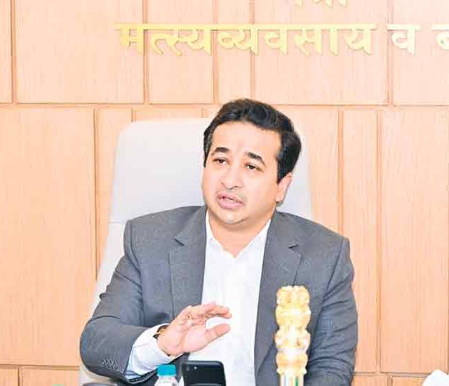 मुख्यमंत्री मत्स्य संपदा योजना २६ जानेवारीपर्यंत लागू करण्याच्या दृष्टीने आराखडा तयार करा