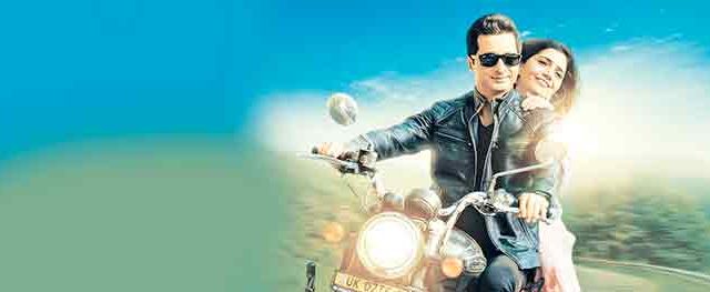 प्रेमाच्या हळव्या भावनांना स्पर्श करणारं ‘सावरताना...’ गाणं प्रदर्शित