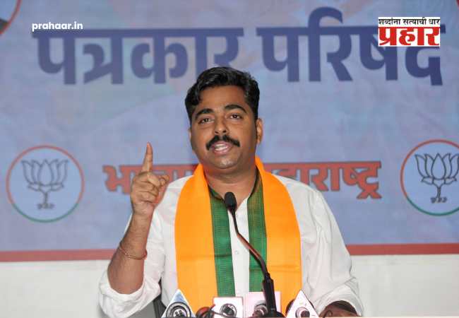 Navnath Ban : ठाकरे सरकारने शेतकऱ्यांची फसवणूक केली, आश्वासनपूर्ती तर महायुतीने केली : नवनाथ बन यांचा हल्लाबोल