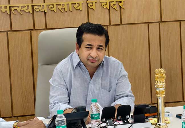 ‘जयगड बंदरातून काजू निर्यातीसाठीची प्रक्रिया गतीने पूर्ण करा’
