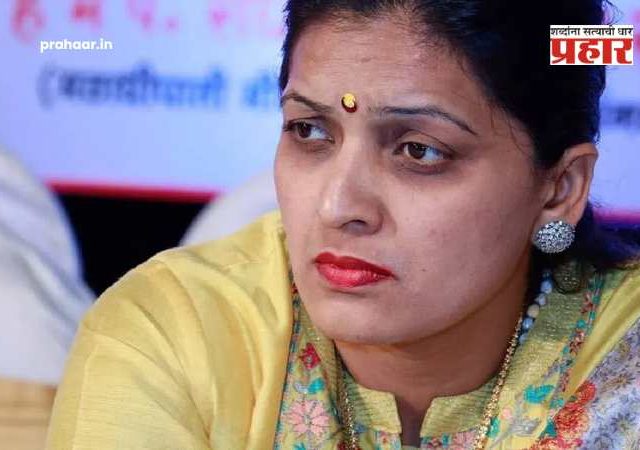 Rupali Patil : 'डबल डच्चू'नंतर निर्णय! प्रवक्ते आणि स्टार प्रचारकांच्या यादीतून वगळल्यानंतर रुपाली पाटील यांनी उचलले मोठे पाऊल