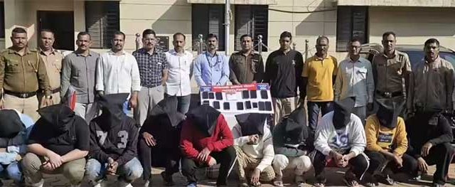 पाचगणीत लाखोंचे कोकेन जप्त, १० जणांना अटक