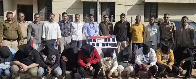 पाचगणीत लाखोंचे कोकेन जप्त, १० जणांना अटक