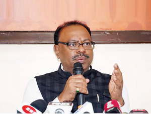 कोल्हापूरमधील ‘ईव्हीएम स्ट्राँग रूम’ बाहेरील सीसीटीव्ही हटवल्याप्रकरणी सखोल चौकशी होणार – महसूल मंत्री चंद्रशेखर बावनकुळे; सरकारने घेतली गंभीर दखल