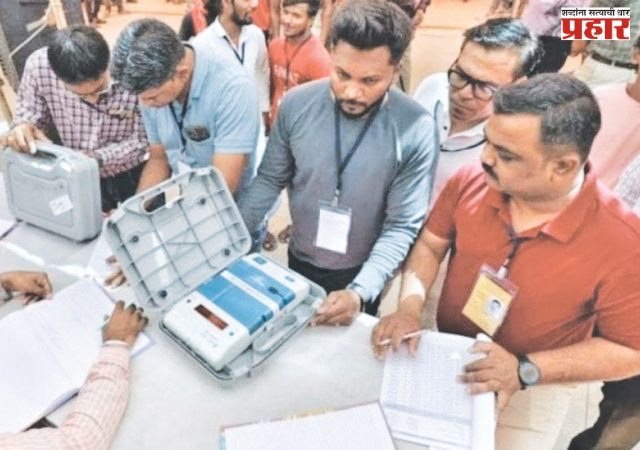 निवडणुकीच्या कामाला नकार देणाऱ्या कर्मचाऱ्यांना नोटीस