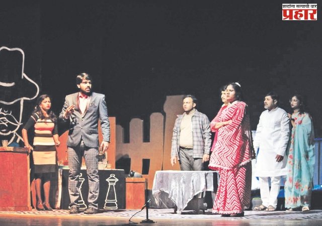 उतावळे परीक्षक आणि अकलेला बाशिंग