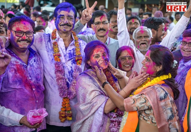 Maharashtras 288 Municipal Election Result 2025 : राज्यातील २८८ नगरपालिकांमध्ये कोण जिंकलं? वाचा सविस्तर