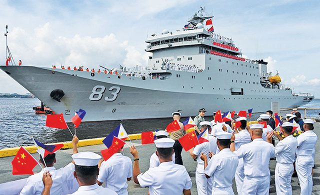 धास्ती चीनच्या नौदलाची