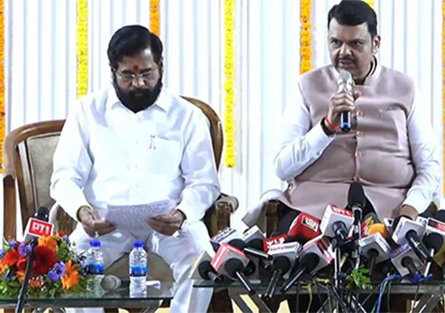 विरोधी पक्षनेत्यांच्या मुद्यावर काय म्हणाले मुख्यमंत्री ?