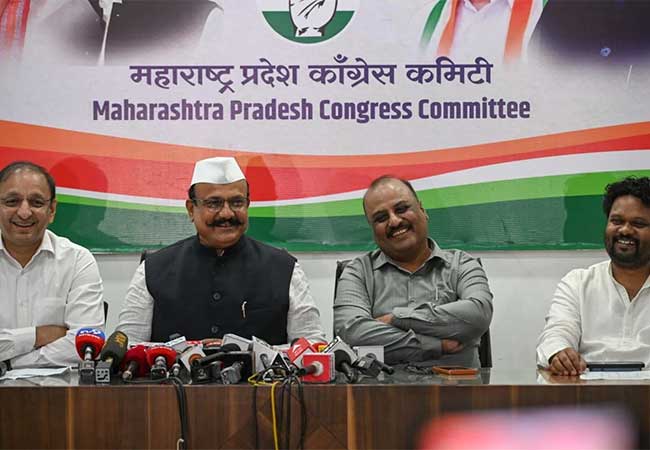मुंबई महापालिकेसाठी काँग्रेस आणि वंचितची आघाडी जाहीर