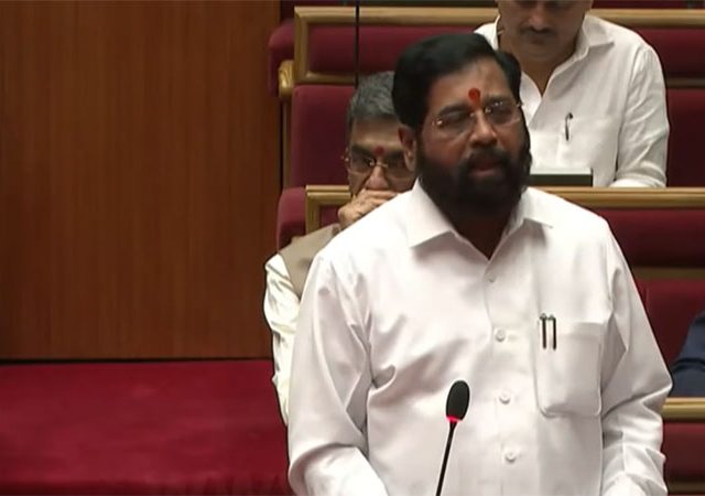 मुंबईच्या तिजोरीवर दरोडा टाकणारे 'रेहमान डकैत' कोण..?