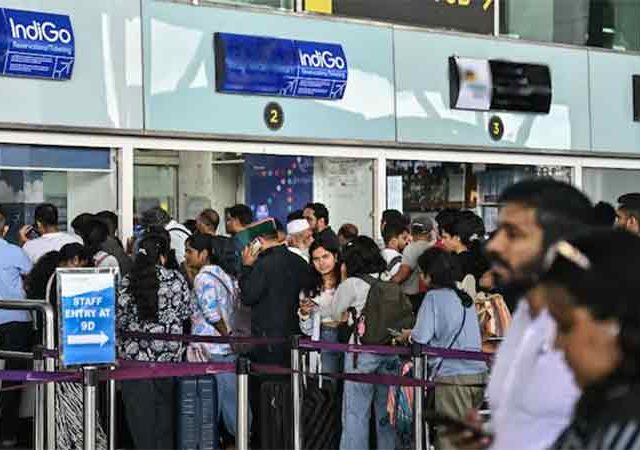 प्रवासी ठकले!