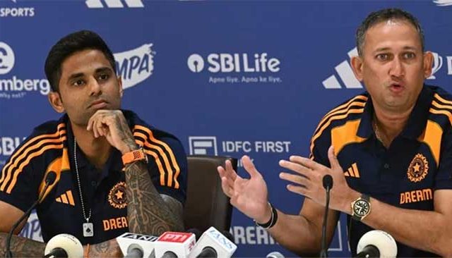 न्यूझीलंडविरुद्ध वनडेतून ३ स्टार खेळाडूंचा पत्ता कट ? दिग्गजांचं कमबॅक ?