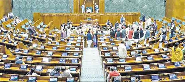 घरी गेल्यावर आता बॉसचा मेल आणि फोन उचलणं बंधनकारक नाही