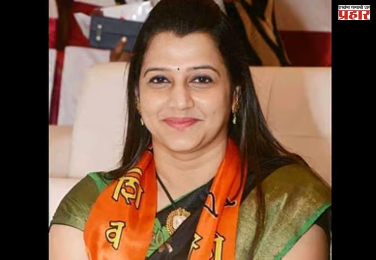 शिउबाठाला मोठा धक्का! ऐन निवडणूकीच्या तोंडावर तेजस्वी घोसाळकर यांचा राम राम