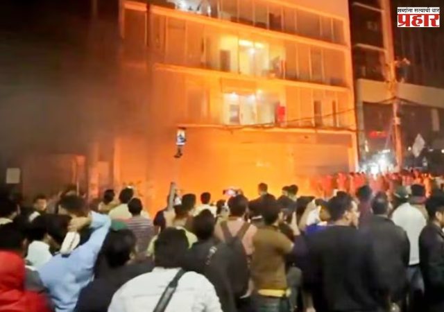 बांगलादेशात हिंसाचार उफाळला! इन्कलाब मंचचे प्रवक्ते हादी यांच्या मृत्यूमुळे देशाला दंगलीचे स्वरूप