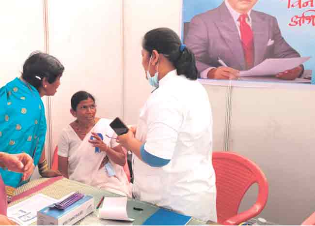 सामाजिक भान जपणारी डेंटिस्ट