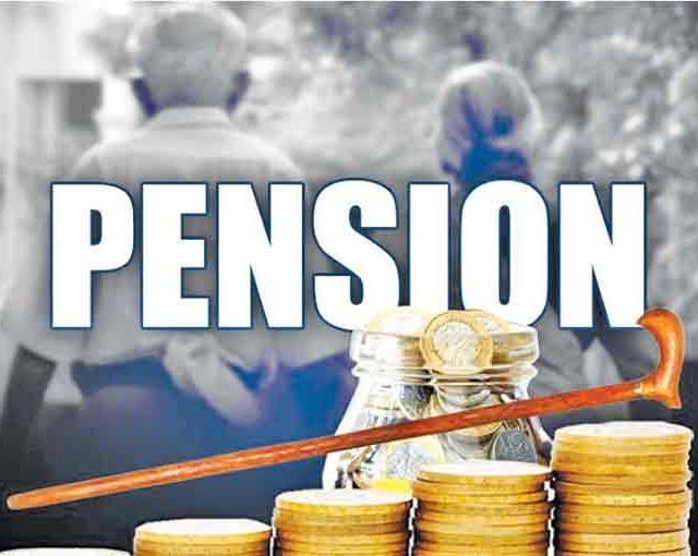 देशात ३० वर्षांत कामगार कमी अन् निवृत्तीधारक वाढणार