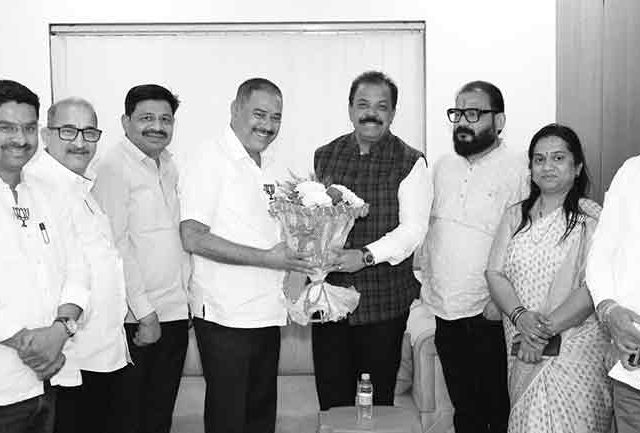 नगर परिषदेच्या निकालापूर्वीच महापालिकेसाठी मनोमिलन