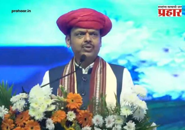 Devendra Fadanvis : क्रांतिज्योती सावित्रीबाई फुले जन्मस्थळी मुख्यमंत्री देवेंद्र फडणवीस यांनी केले अभिवादन