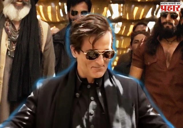 अक्षय खन्नाची रेहमान डकैतच्या भूमिकेची ऑफर ऐकल्यावरची भन्नाट प्रतिक्रिया