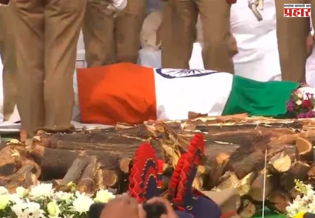 Ajit Pawar Passed Away : “परत या, परत या… अजितदादा परत या”;  पार्थिव उचलताच कार्यकर्त्यांचा आक्रोश
