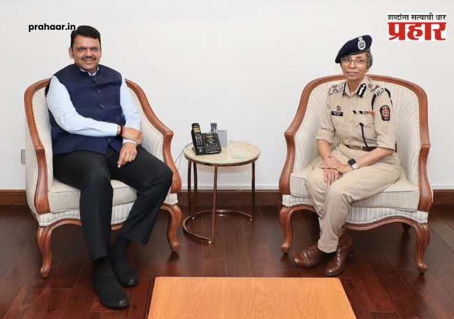 Rashmi Sukhla : माजी पोलीस महासंचालक रश्मी शुक्ला यांनी घेतली मुख्यमंत्र्यांची सदिच्छा भेट!