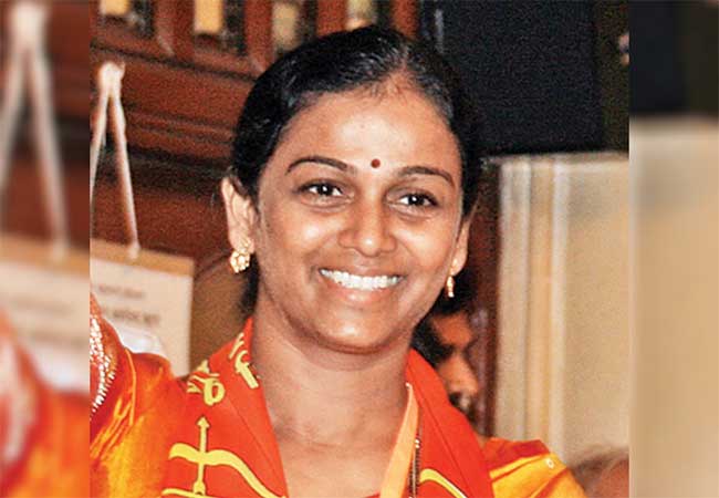 मुंबईच्या माजी महापौर शुभा राऊळांचा उबाठाला ‘जय महाराष्ट्र’