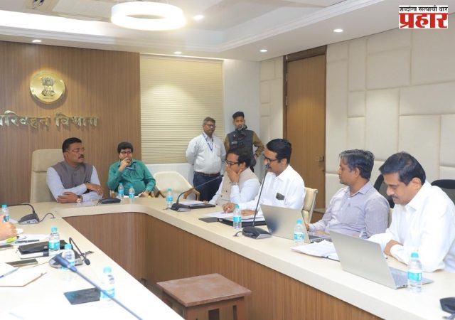 एसटीच्या ताफ्यात ८ हजार नवीन बसेस वर्षाअखेरपर्यंत दाखल करा.... त्यासाठी निविदा प्रक्रियेत दिरंगाई केल्यास कठोर कारवाई..! — परिवहन मंत्री प्रताप सरनाईक यांचा सज्जड दम