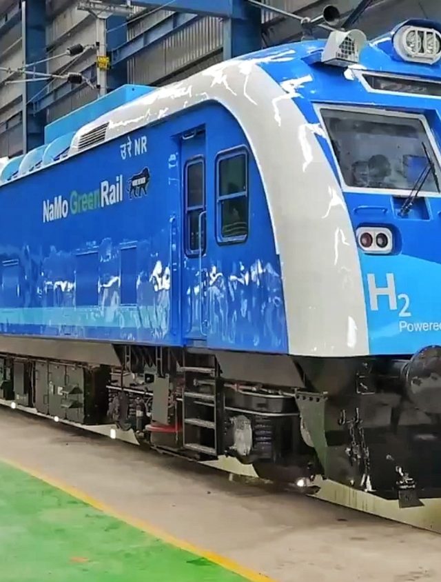 Hydrogen Train... देशातील पहिली पाण्यावर धावणारी ट्रेन येणार लवकरच येणार सेवेत; कधी कुठे धावणार जाणून घ्या