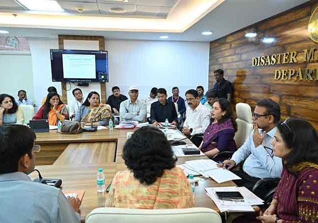 टपाली मतदानासाची सुविधा मध्यवर्ती निवडणूक कार्यालयात