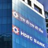 खासगी क्षेत्रातील एक मोठी बँक एचडीएफसी बँक