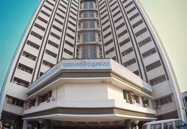 जळगावमध्ये महापौर आरक्षणाची टांगती तलवार